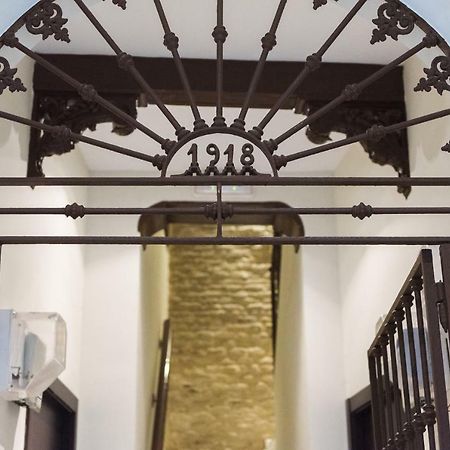 Las Columnas De Julia Sewilla Zewnętrze zdjęcie
